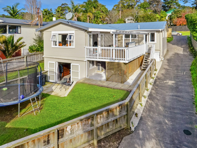 21 Alexander Avenue Torbay