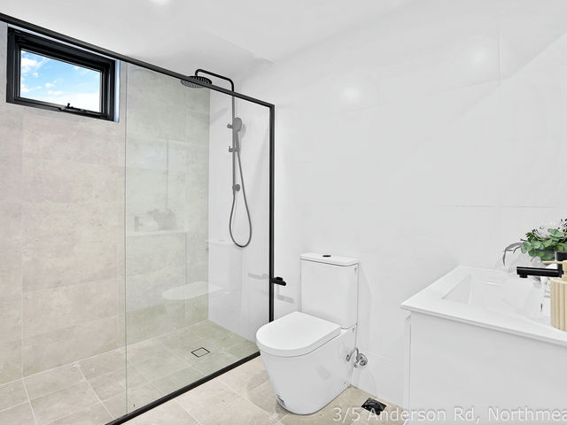 3/5 Anderson Road Northmead