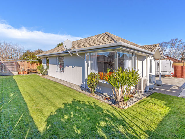 2/50 Shannon Place Belfast