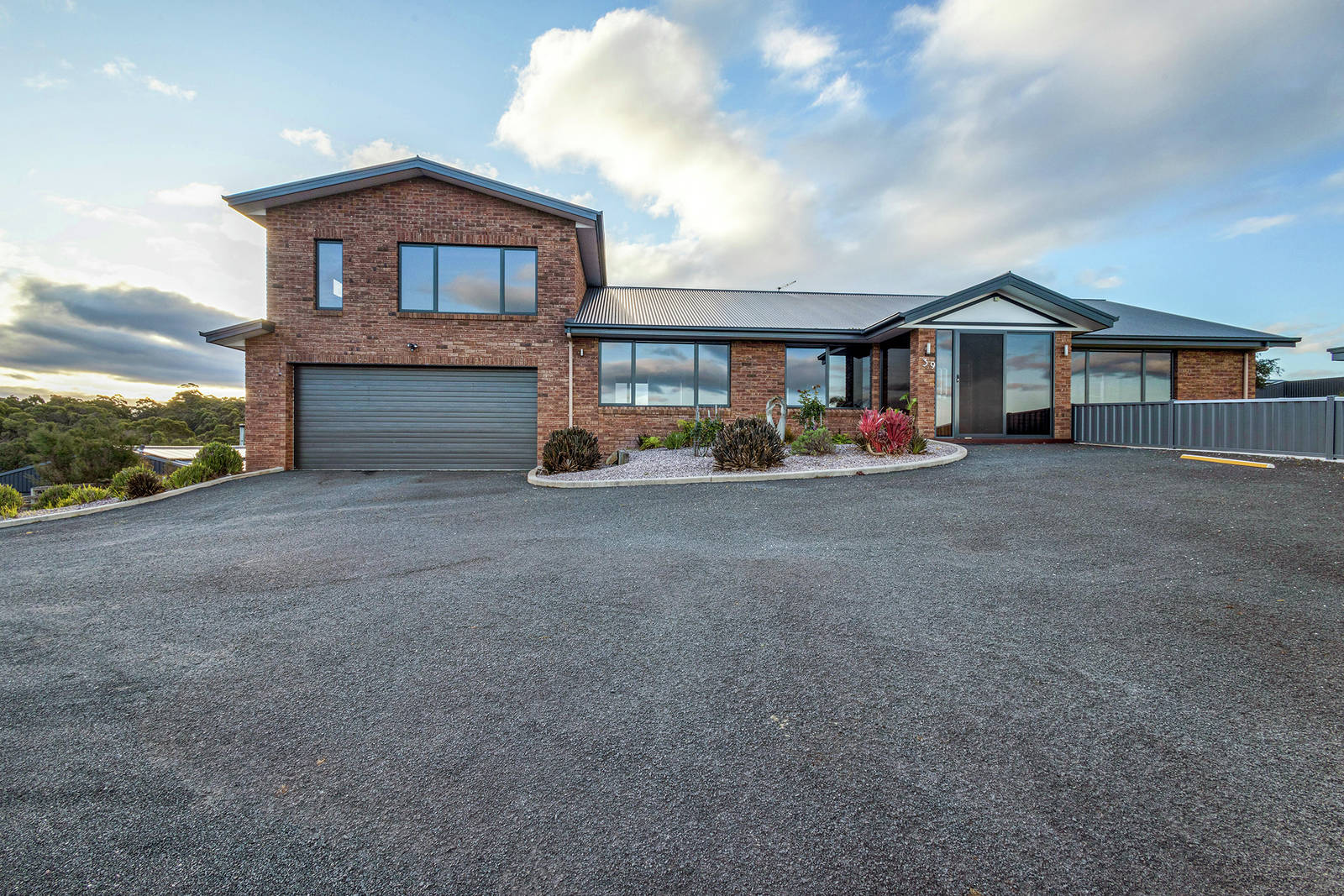 39 Allegra Drive, Heybridge 4 Bed House For Sale