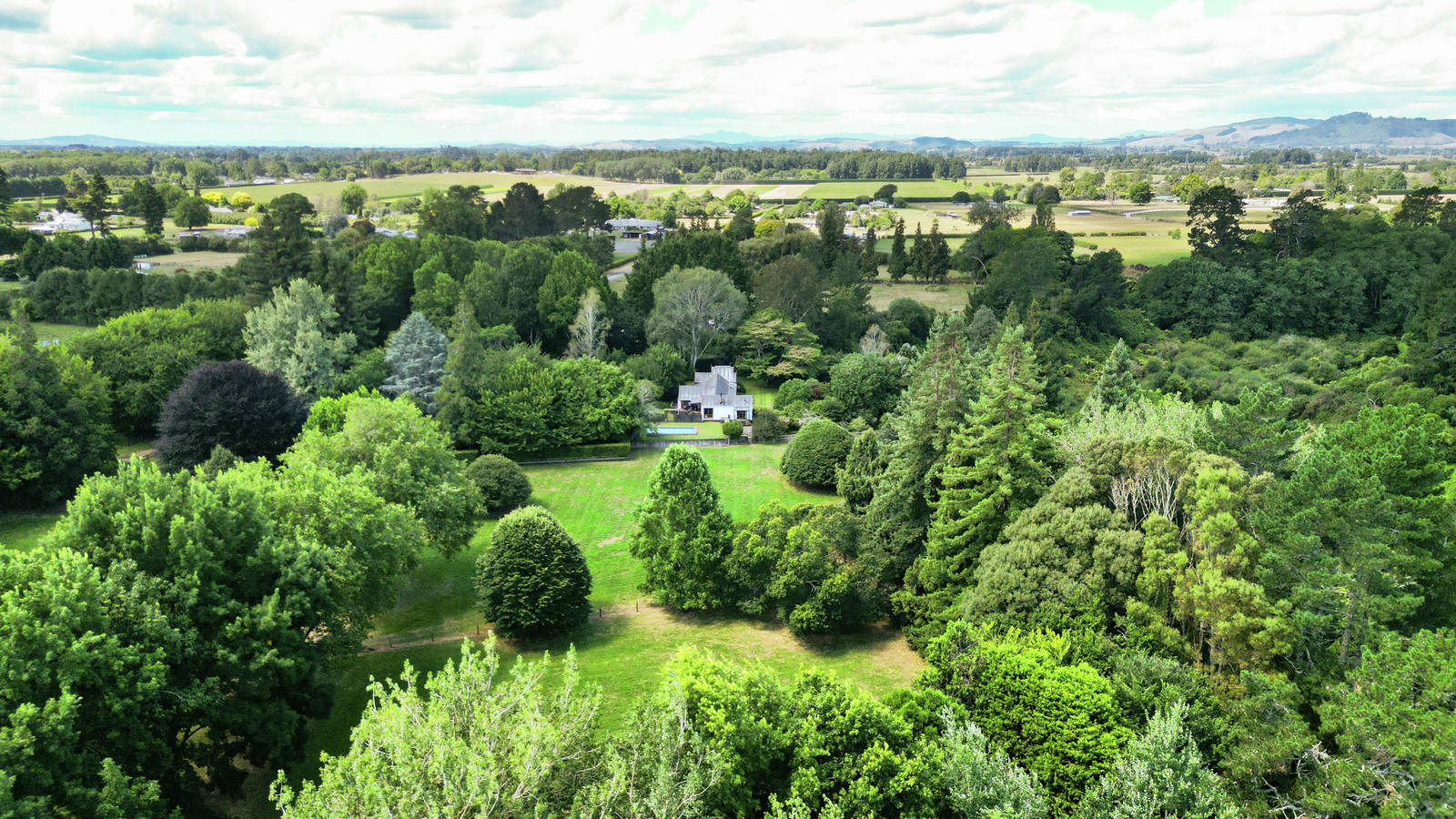 781C Bruntwood Road, Tamahere, Hamilton - 5 Bed House - Tender