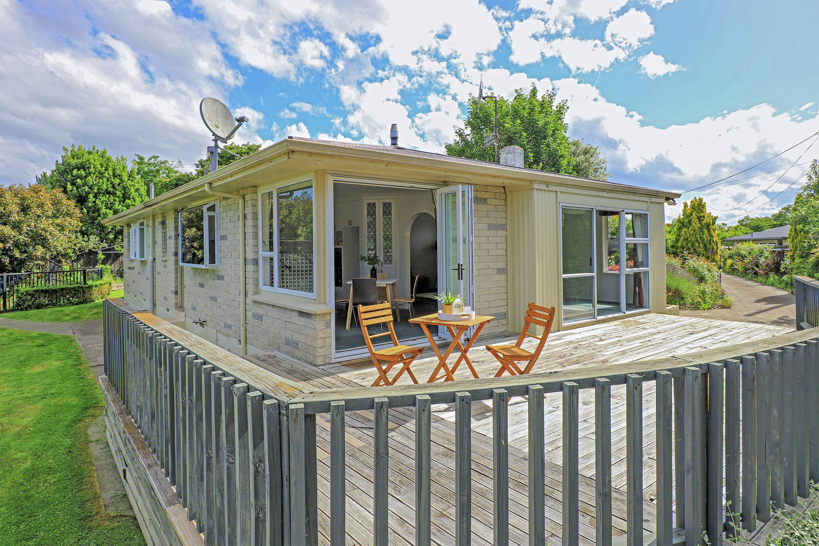 25 Breadalbane Road, Havelock North 3 Bed House Private Treaty