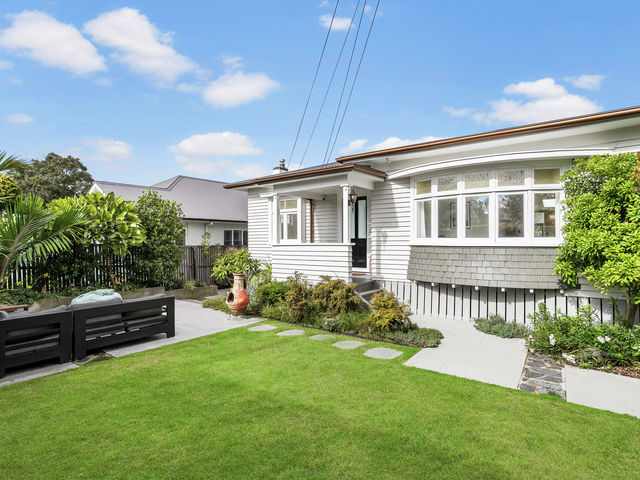 71 Martin Avenue Mount Albert