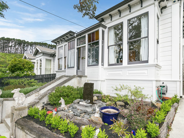 18 Lawrence Street Newtown