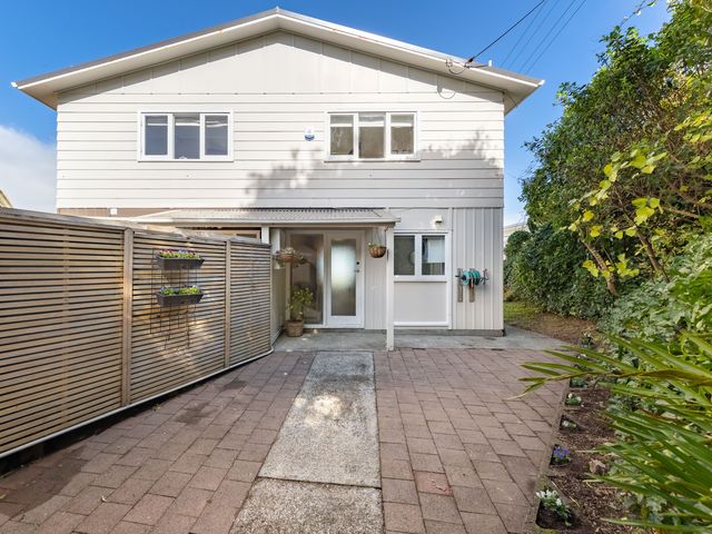 10 Taku Matenga Grove Korokoro