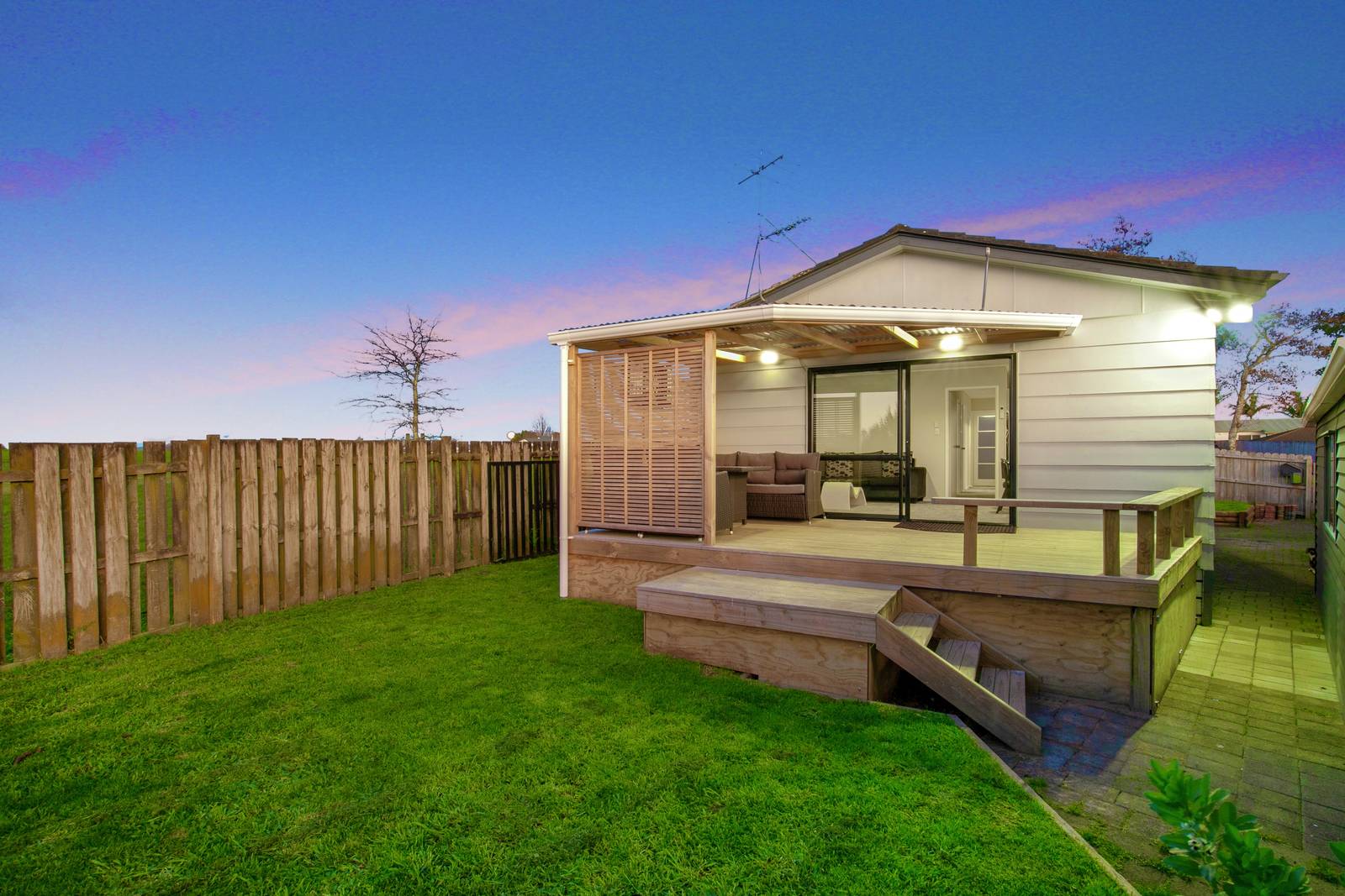 1 & 2 / 8 Senecio Place, Manurewa 3 Bed House For Sale