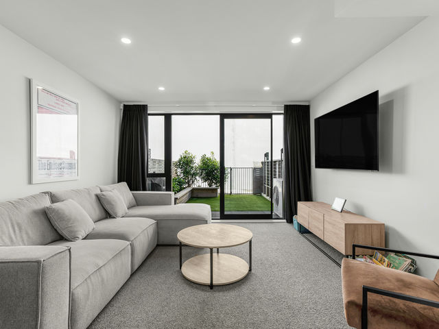 8 Te Ara O Te Amo Hohipene Petone