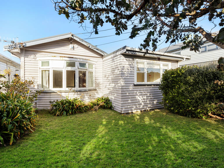 14 Kauri Street Miramar