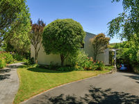 photo property thumbnail
