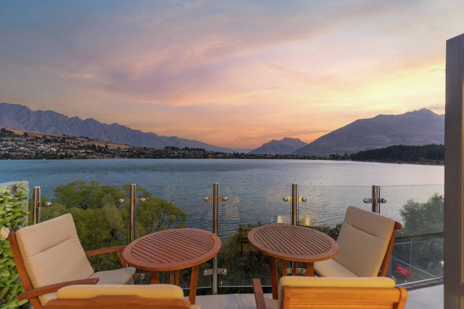 3-239-frankton-road-queenstown-5-bed-house-auction-sold