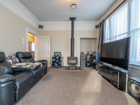 photo property thumbnail