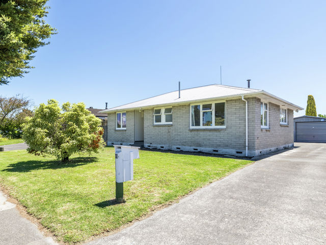 11 Cranby Crescent Onekawa