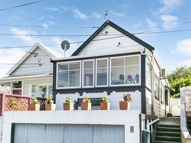 21 Milton Street Berhampore