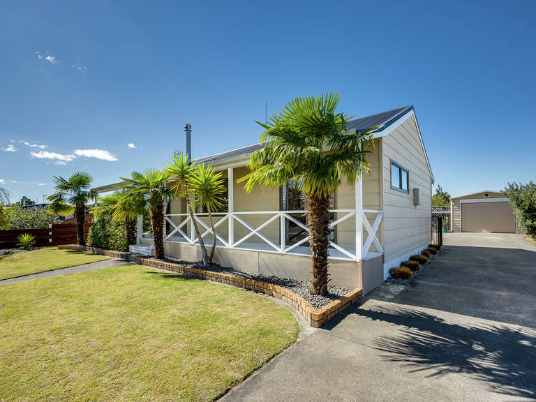 21 Tait Drive Greenmeadows