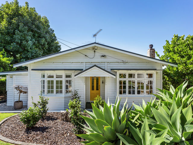 7 Rowan Road Epsom