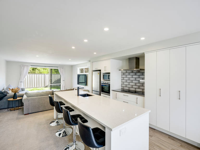 44A Downing Avenue Pirimai
