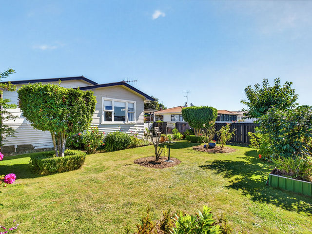 23 Wycliffe Street Onekawa