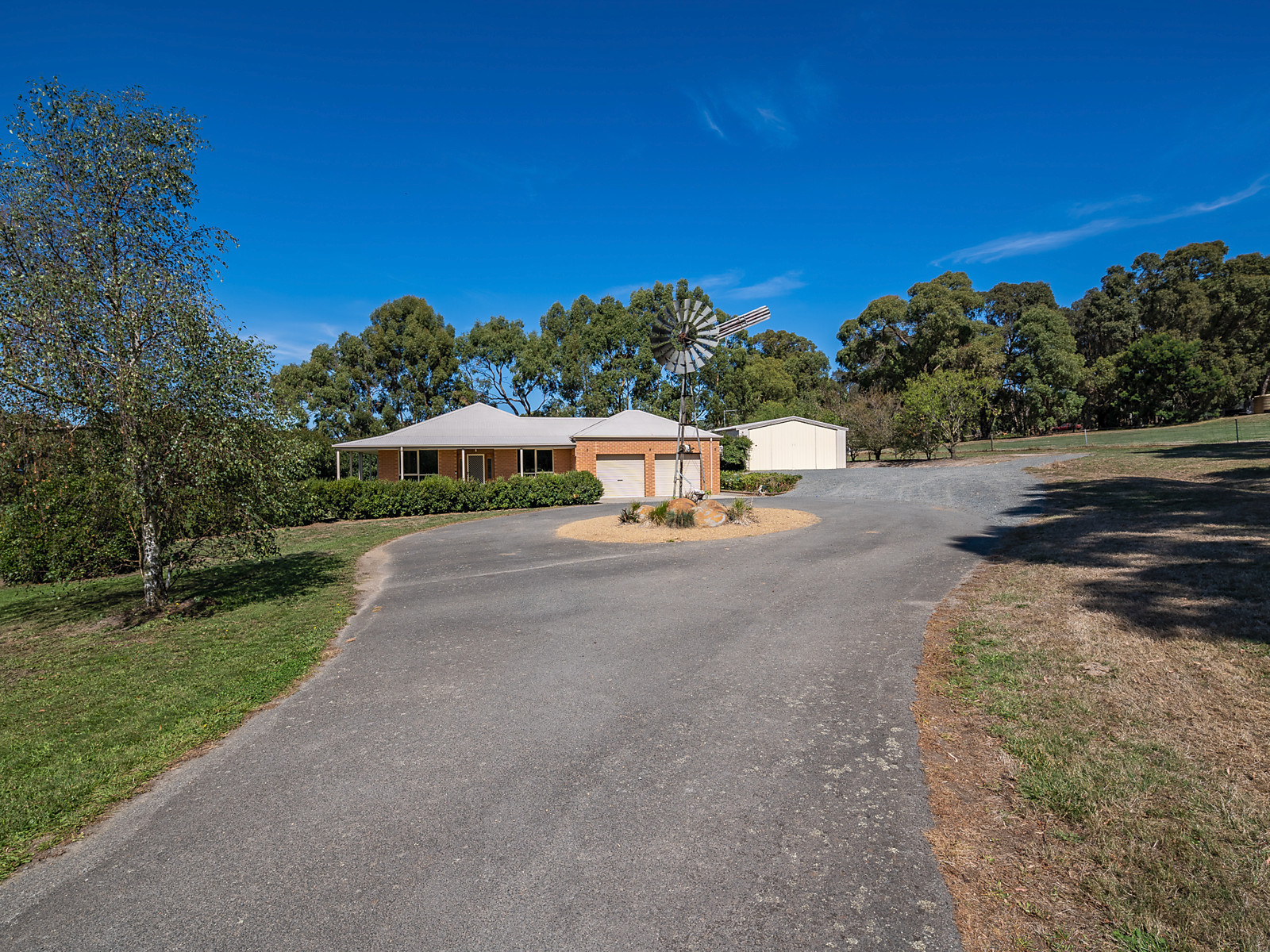 289 Jollys Hill Road, Ross Creek - 4 Bed House - Private Treaty