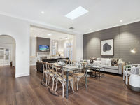 photo property thumbnail