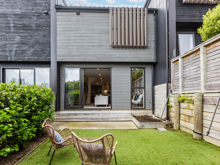 11/80 Seatoun Heights Road Seatoun