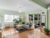 photo property thumbnail