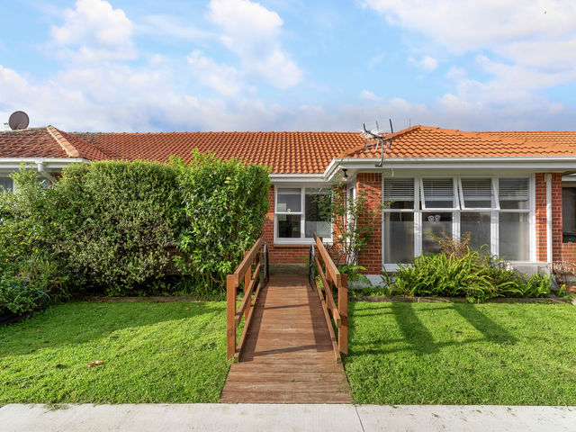 3/38 Turama Road Royal Oak