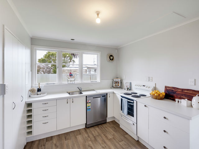 1 James Foley Avenue Pirimai