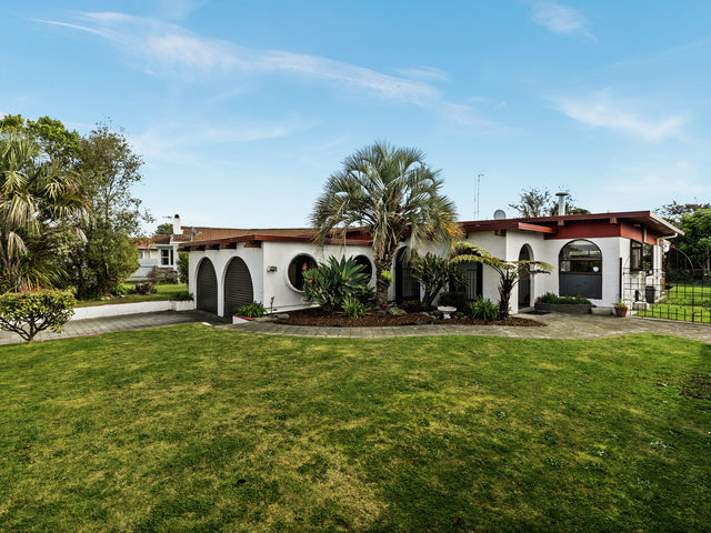 38 Southwark Avenue Tamatea