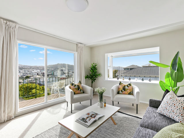 6/2 Scarborough Terrace Mount Victoria