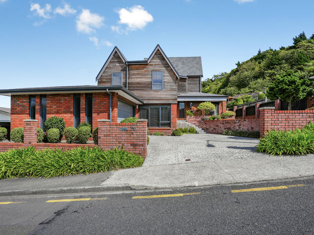 59 Miromiro Road Normandale
