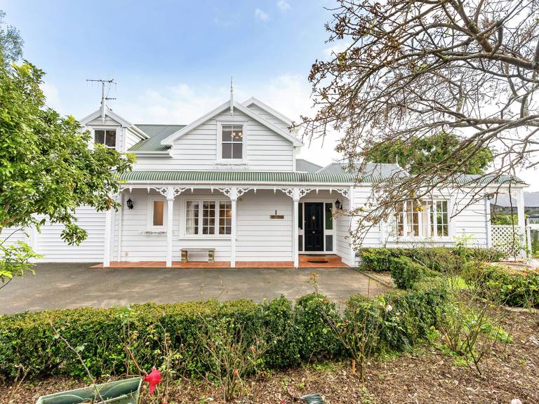 11 Kowhai Park Road Maunu