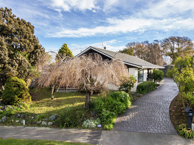 20 Millstream Drive Lincoln