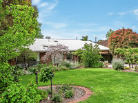 photo property thumbnail