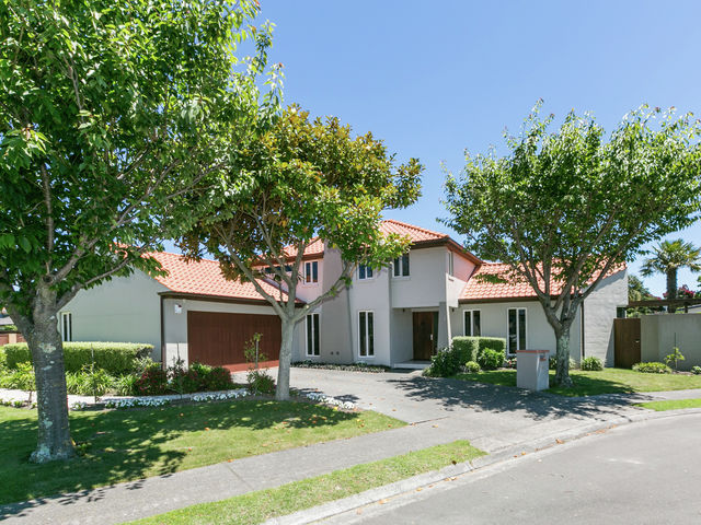 11 Park Lane Greenmeadows