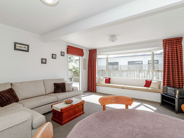 68B The Esplanade Westshore