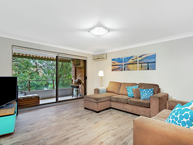 21/1 Robertson Street Narrabeen