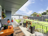 photo property thumbnail