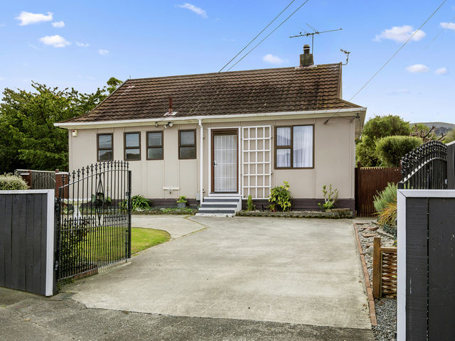 10 Bryant Grove Taita