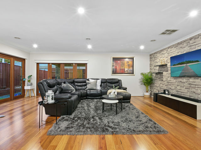 22 Black Gum Crescent Cranbourne West