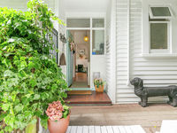 photo property thumbnail