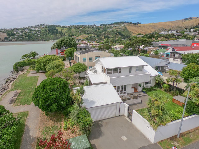 8 Beachville Road Redcliffs
