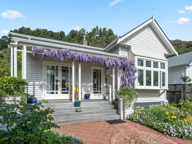 113 Muritai Road Eastbourne