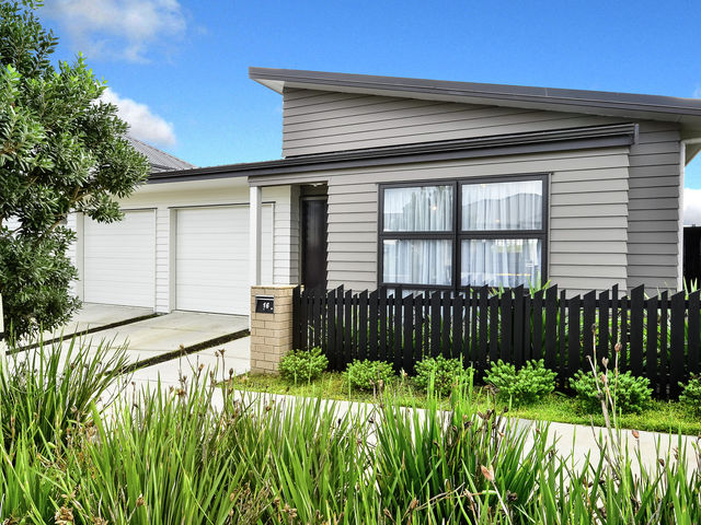 16 Waiarohia Place Hobsonville
