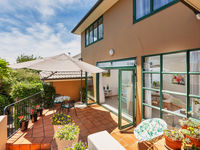 photo property thumbnail