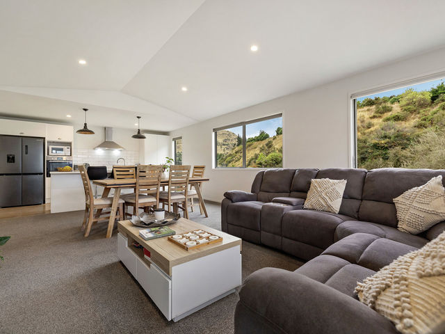 39 Walton Way Lower Shotover