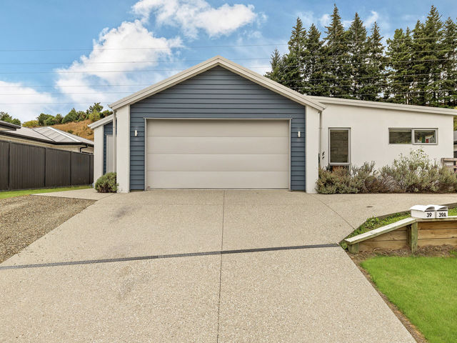 39 Walton Way Lower Shotover