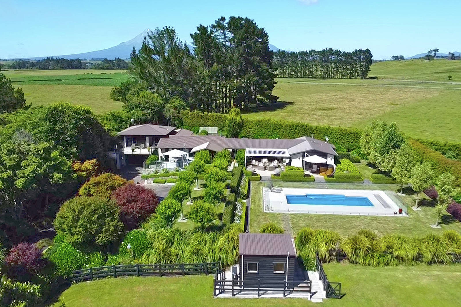 36 Manutahi Road, Hillsborough 4 Bed Lifestyle Property For Sale