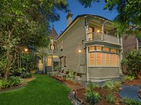 photo property thumbnail