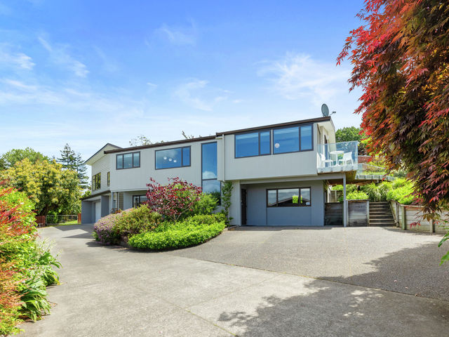 73 Botanical Road Avenues