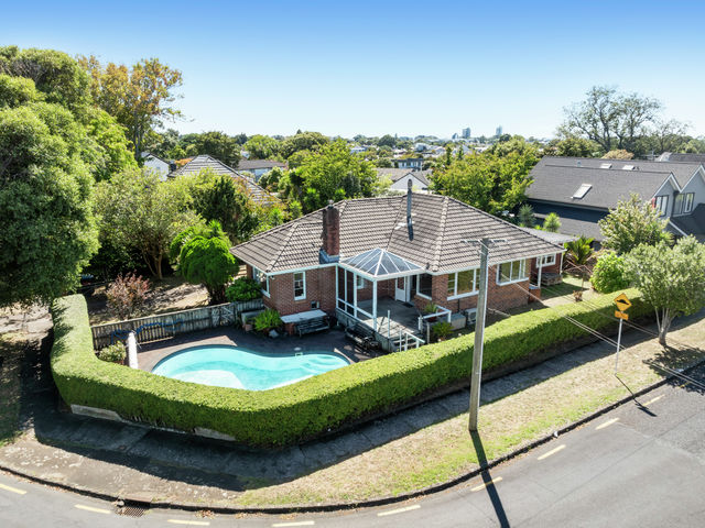 127 Wheturangi Road Greenlane